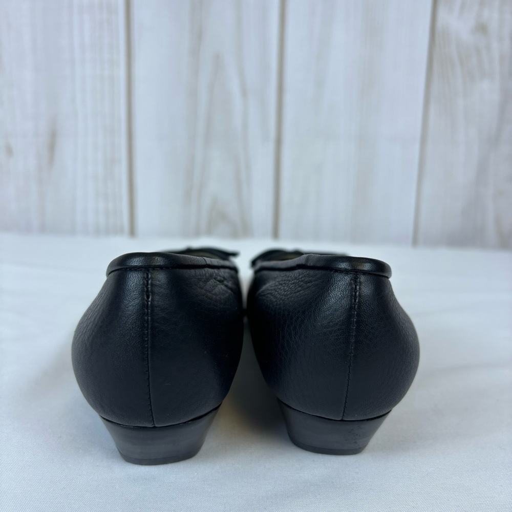 Ros Hommerson Pebble Leather with Bow Pumps Sculptured Heel Black Heels Size 6.5 - Picture 6 of 10
